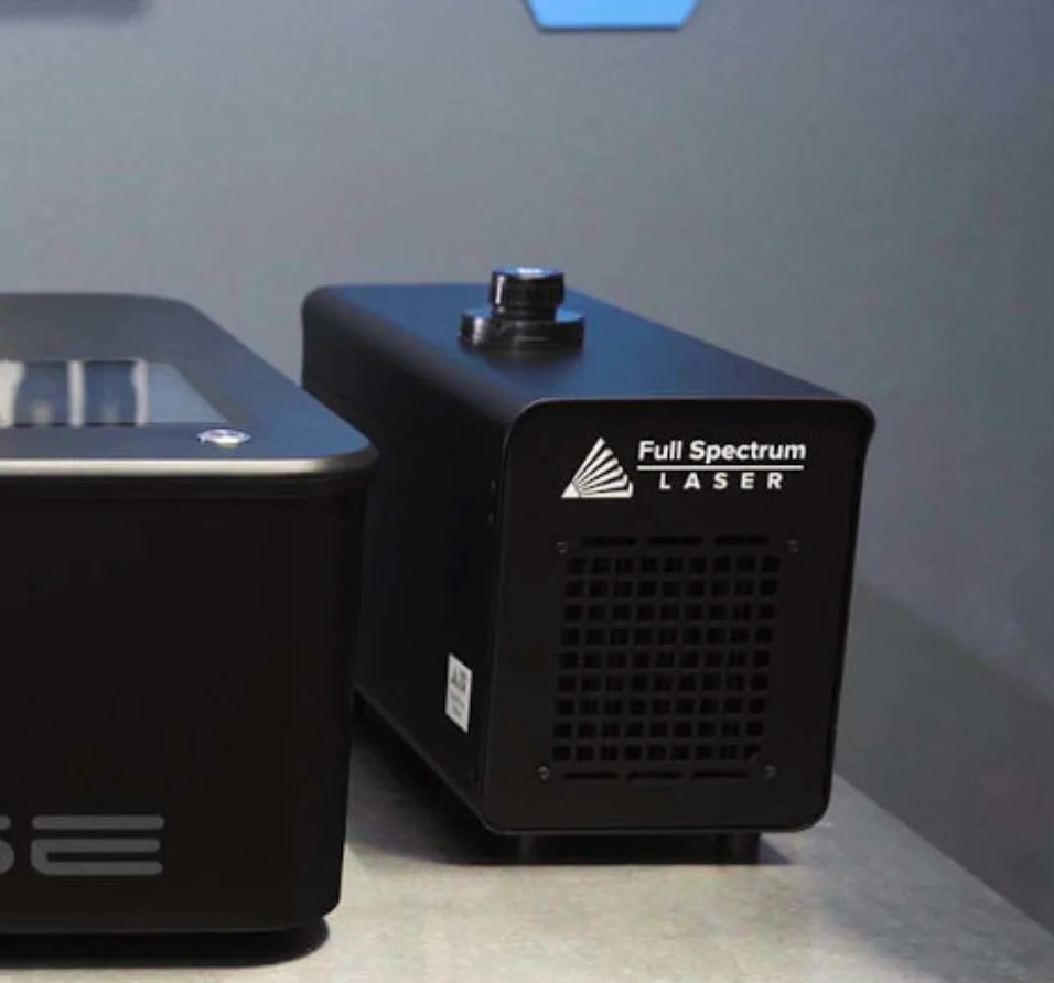 Muse Core 40W Laser Cutter with Cooling Box - Image 4